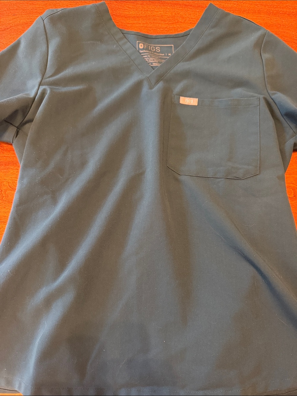 FIGS Women’s V-Neck Scrub Top - Teal